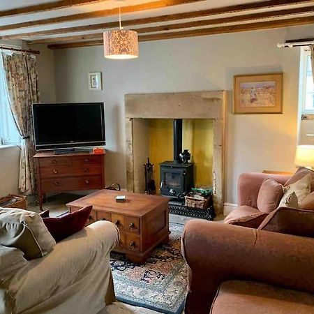 Millstone Cottage - Cosy Peak District Cottage Taddington 외부 사진