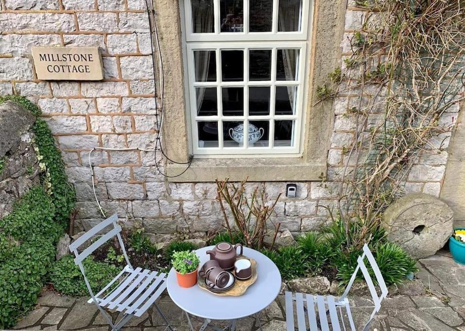 Millstone Cottage - Cosy Peak District Cottage Taddington 외부 사진
