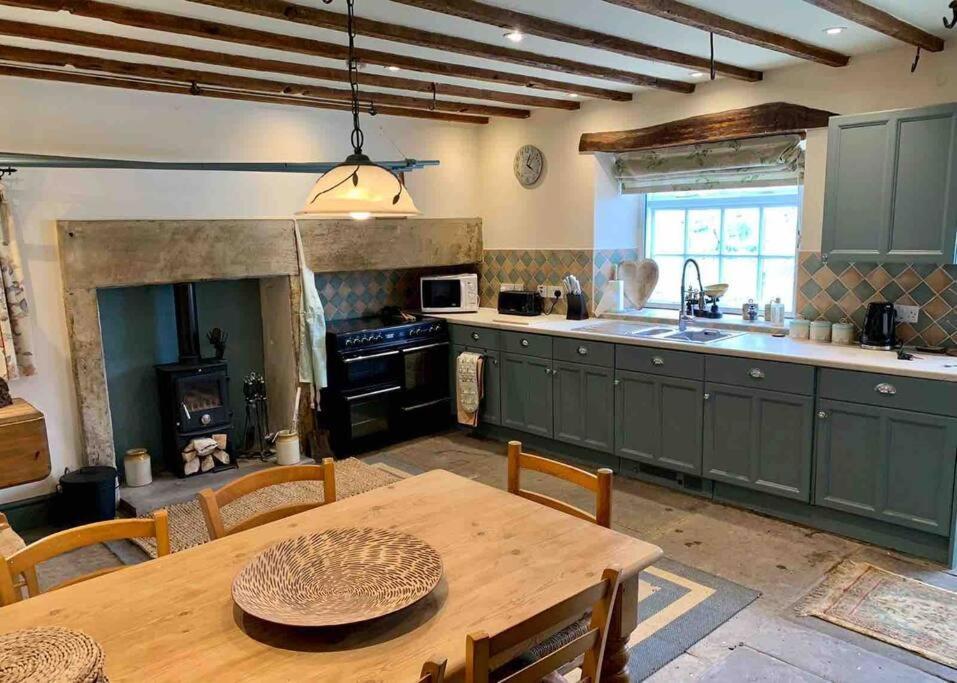 Millstone Cottage - Cosy Peak District Cottage Taddington 외부 사진