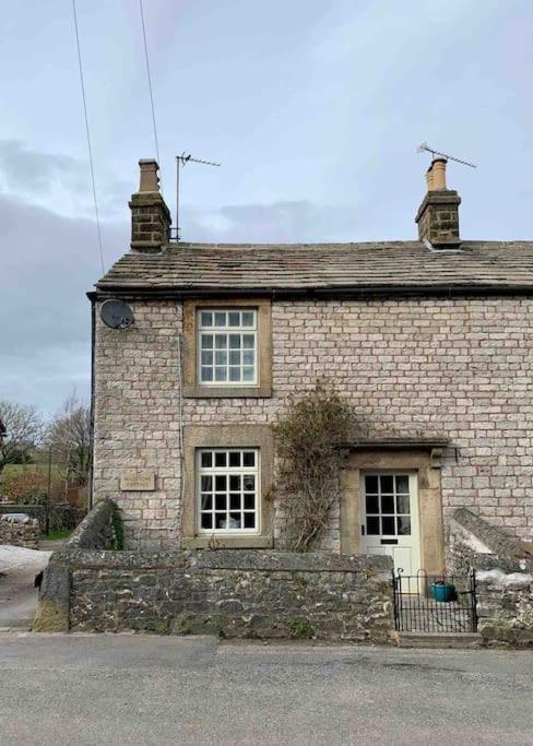 Millstone Cottage - Cosy Peak District Cottage Taddington 외부 사진