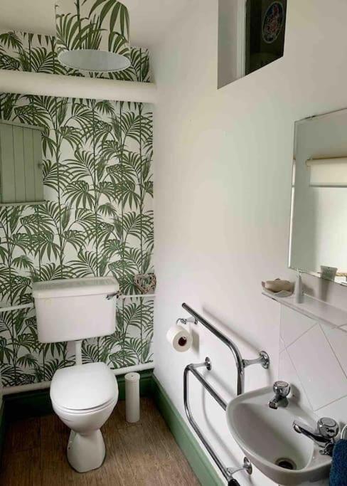 Millstone Cottage - Cosy Peak District Cottage Taddington 외부 사진