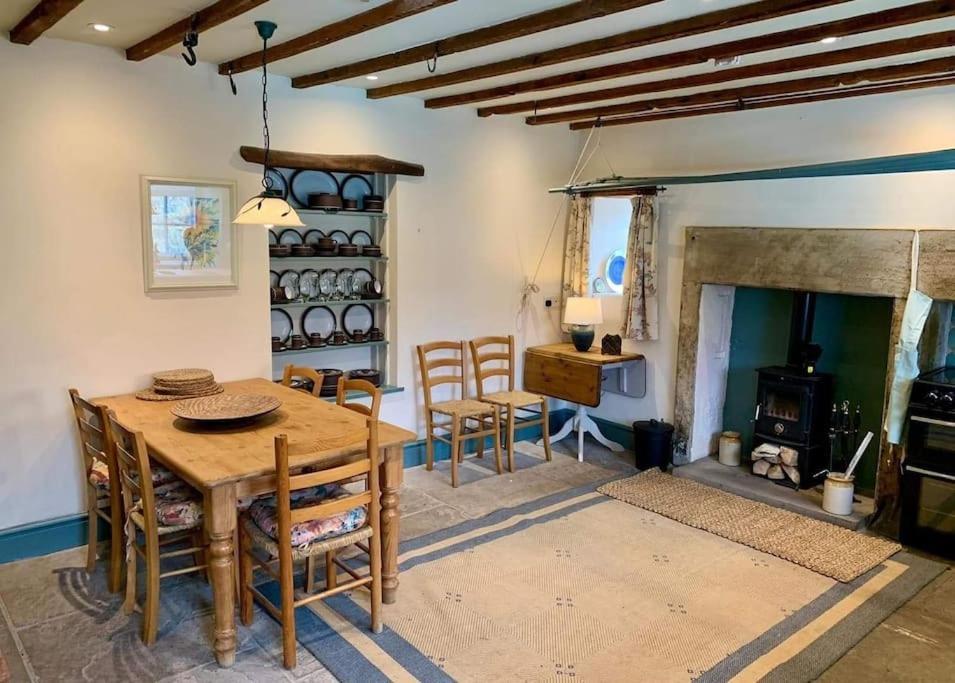 Millstone Cottage - Cosy Peak District Cottage Taddington 외부 사진